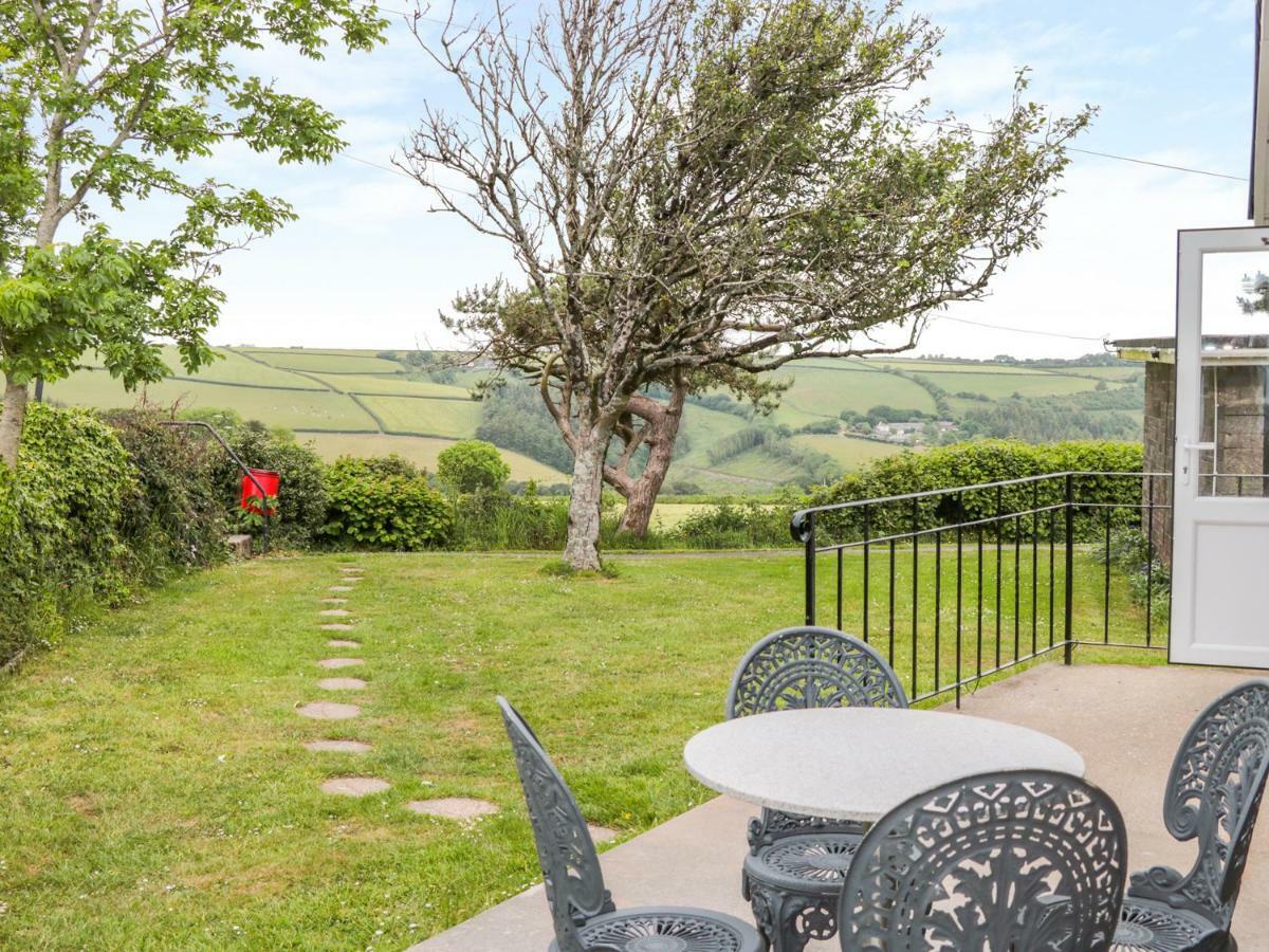201 Norton Park Villa Dartmouth Dış mekan fotoğraf